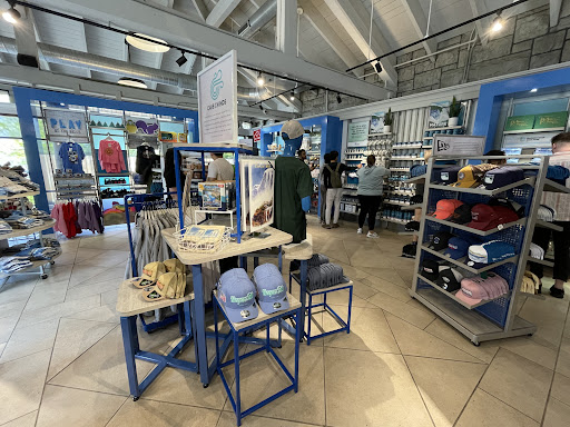 Cave of The Winds Gift Shop