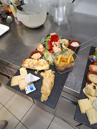 Photo n°30 de Le Commerce à Courville-sur-Eure (Bar)