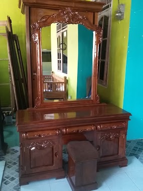 Guna Jati Furniture, Author: Sukirman Harjotiyoso