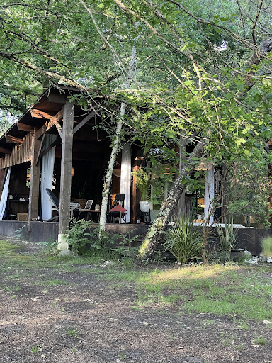 Photo de L'Escale Sud Gironde - séjour romantique insolite proche Bordeaux avec spas privatifs à Bernos-Beaulac (33430)