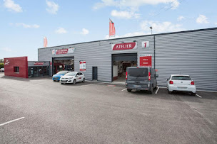 Photo n°11 de Licq Carrosserie à Licques (Agence de location de voitures)