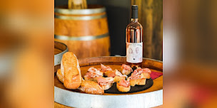 Photo n°2 de Les Copaings Bar et Tapas à Donneville (Restaurant de tapas)