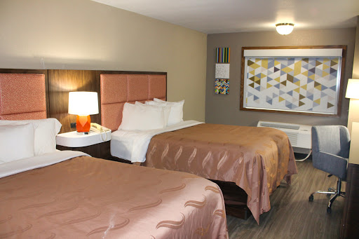 Quality Inn Pierre-Fort Pierre - Thumbnail