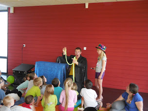 Photo n°19 de Aleximilio Magicien et DJ professionnel en Normandie (Seine-Maritime) 76 27 14 à Saint-Maclou-la-Brière (Animateur de soirées et d'événements)