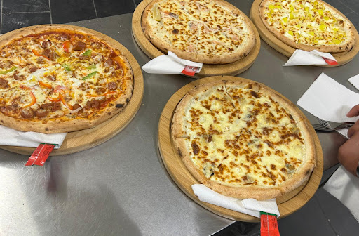Photo 4 - ANDIAMO PIZZA