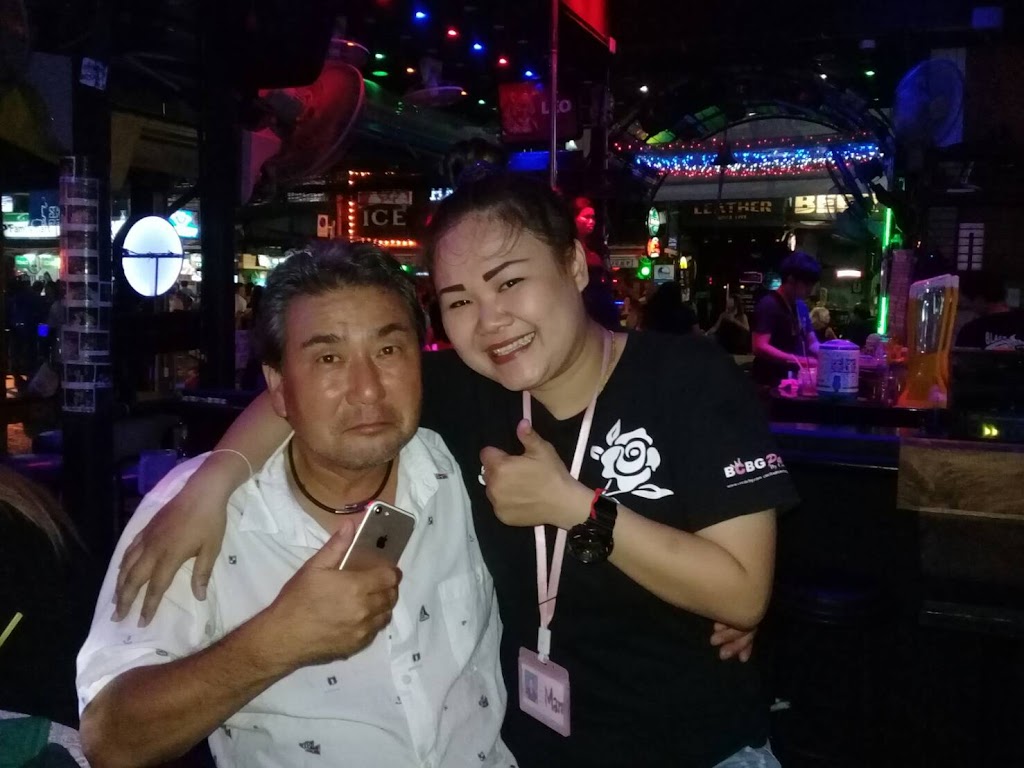 BLACK ROSE BAR 1, ภูเก็ต — ถนนบางลา, โทรศัพท์ 086 951 2682, เวลาเปิดทำการ