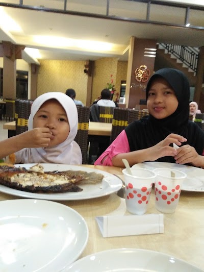 Photos of Rumah Makan Flamboyan