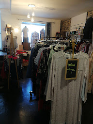 Photo n°4 de Mirabelle Couture à Carqueiranne (Magasin de maillots de bain)