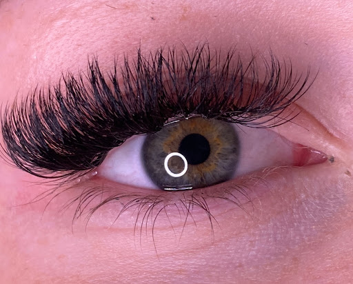 Golden Glam Cosmetics - Thumbnail