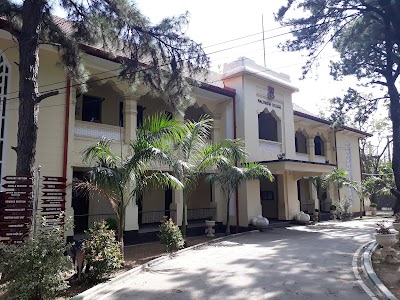 Photos of Maliyadeva College (මලියදේව විද්&zwj;යාලය)