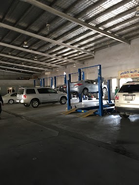 Haraz Car Services Center, Author: Oil a