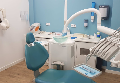Clínica Dental Almozara