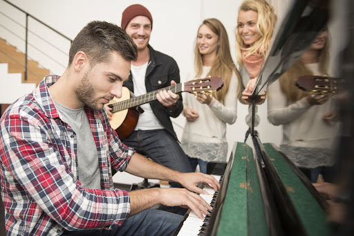 École De Musique Wiplay Palaiseau-Saclay | Cours De Piano, Guitare, Chant... Gallery - France