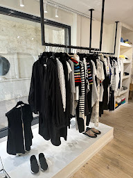 Photo n°4 de Cadran Solaire à La Grande-Motte (Magasin de vêtements pour femmes)