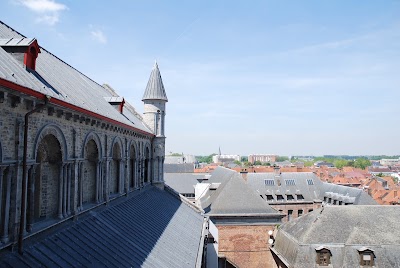 Photos of Bishop of Tournai
