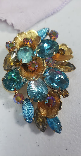 M J Designs of Great Lakes area - Thumbnail