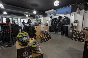 Photo n°6 de D-Store Dainese AGV Strasbourg à Strasbourg (Magasin de motos)