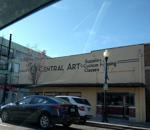 Central Art - Visual