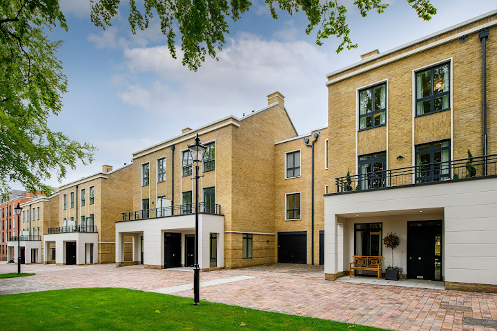 Knights Quarter by Berkeley by null