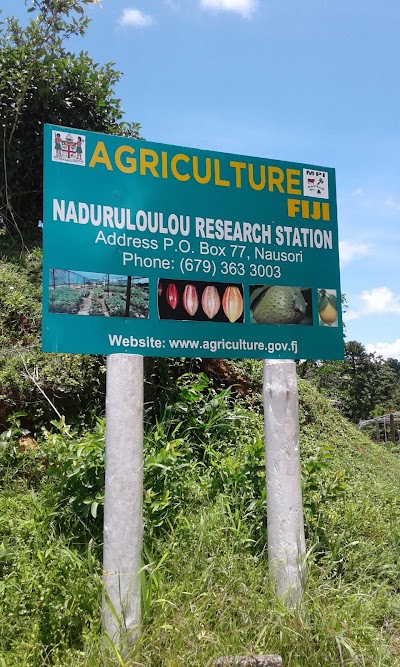 Photos of Naduruloulou Research Station