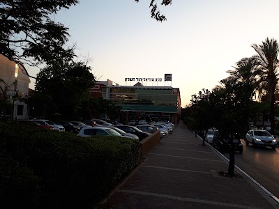 Photos of Azrieli Mall Hod Hasharon