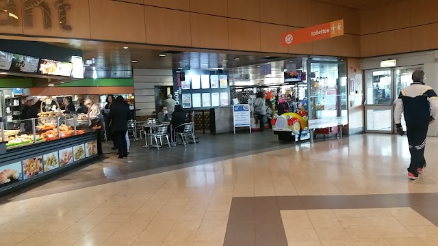 Carrefour Drive Ales