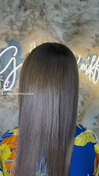 Photo n°12 de Golden Coiffure à Décines-Charpieu (Salon de coiffure)