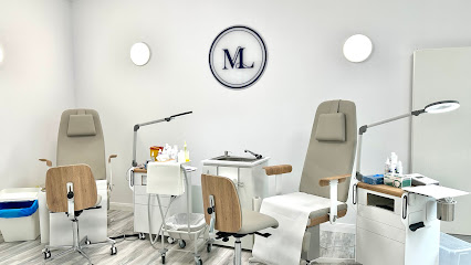 Marina Lungu - Manichiură & Pedichiură Complexă