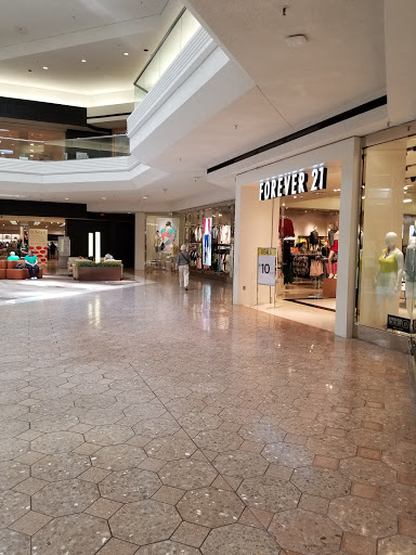 Westfarms Mall