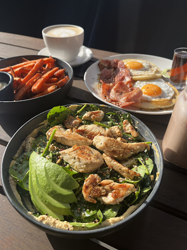 Drunken Monkey Cafe - Visual