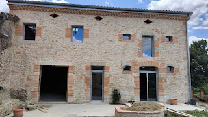 Photo n°31 de LA BOUTIQUE DU MENUISIER à La Salvetat-Saint-Gilles (Magasin de stores et de rideaux)