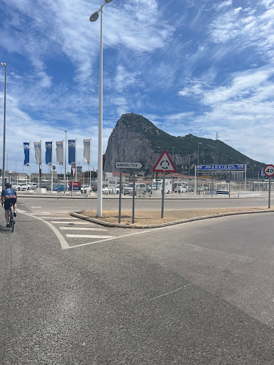 Huerzeler - the cycling experience bike rental - Thumbnail
