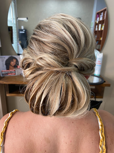 Isabel Fuentes Salón de Belleza y Peluqueria