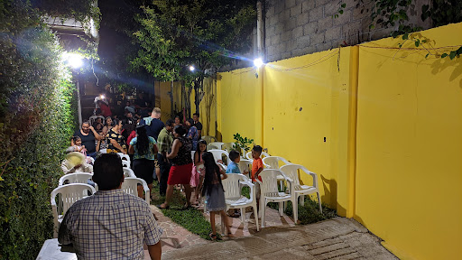 Centro Cristiano Adulam "Un Lugar de Refugio" Logo