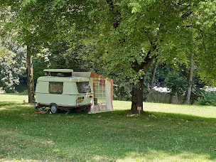 Photo n°5 de La Berge Ombragée à Beaulieu-sur-Dordogne (Terrain pour camping-cars)