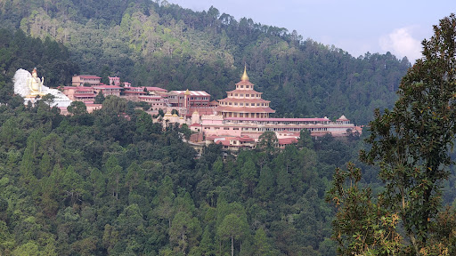 उत्तराखंड के अल्मोड़ा ज़िले के लैमगड़ा ब्लॉक के डोल गाँव में स्थित डोल आश्रम, जिसे श्री कल्याणिका… post image