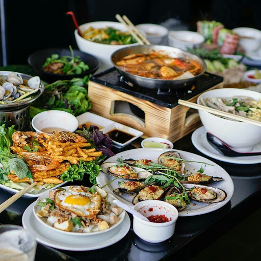 Ha Noi Corner Restaurant - $140/4 trays