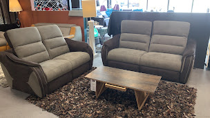 Photo n°8 de Actuel Mobilier à Sainte-Marguerite (Magasin de tapis)