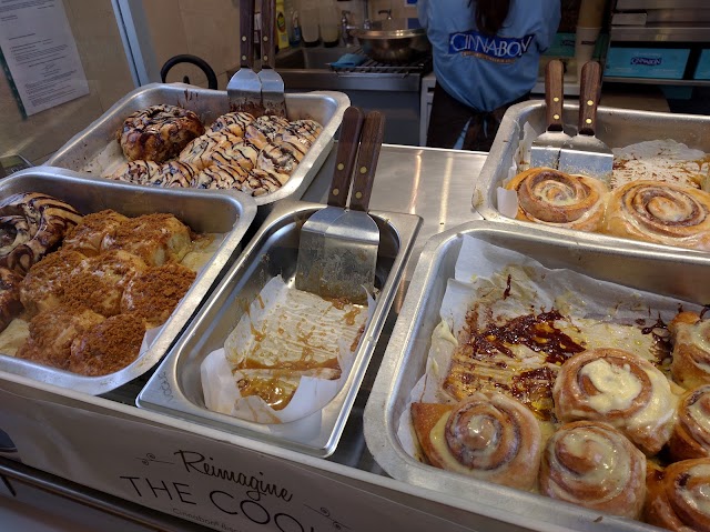 Cinnabon