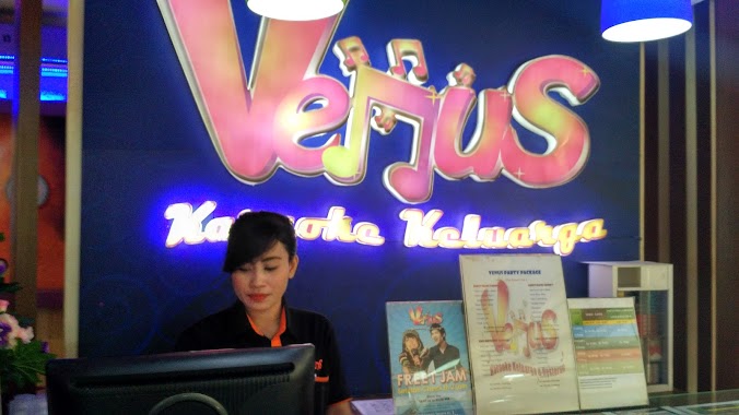 Venus Karaoke, Author: tatra laksita