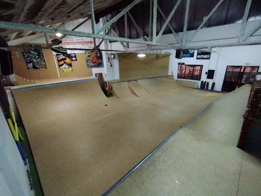 Braveskate Club Esportiu. Escola d'Skate.