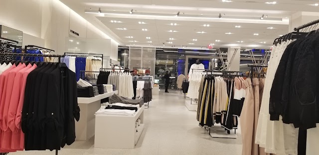 Louis Vuitton Neiman Marcus Hudson Yards