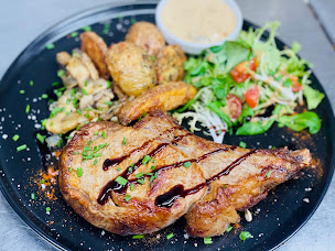 Photo n°3 de Bateau Lavoir Orléans à Orléans (Salon de thé)