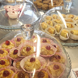 Photo n°21 de Les gâteaux de tous les temps à Chaumont (Pâtisserie)