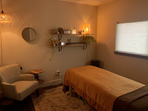 Leesah Lemm Therapeutic Massage - Thumbnail