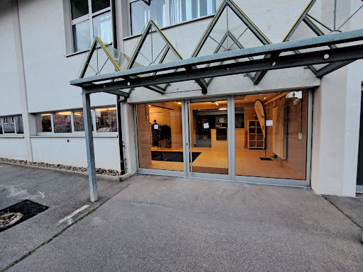 Hemminger Handelsvertretung "Die Feuerwehrklamotte"