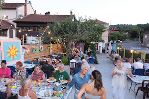 Photo n°24 de Iguana à Firmi (Restaurant)