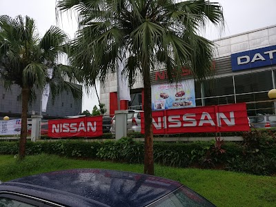 car-dealer