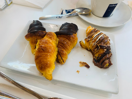 Manolo Artisanal Bakery - Thumbnail