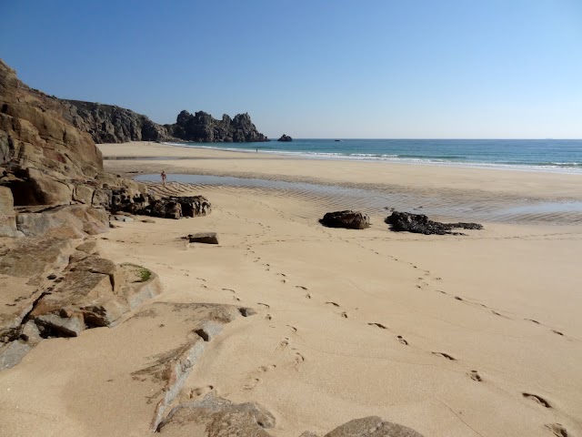 Pedn Vounder Beach